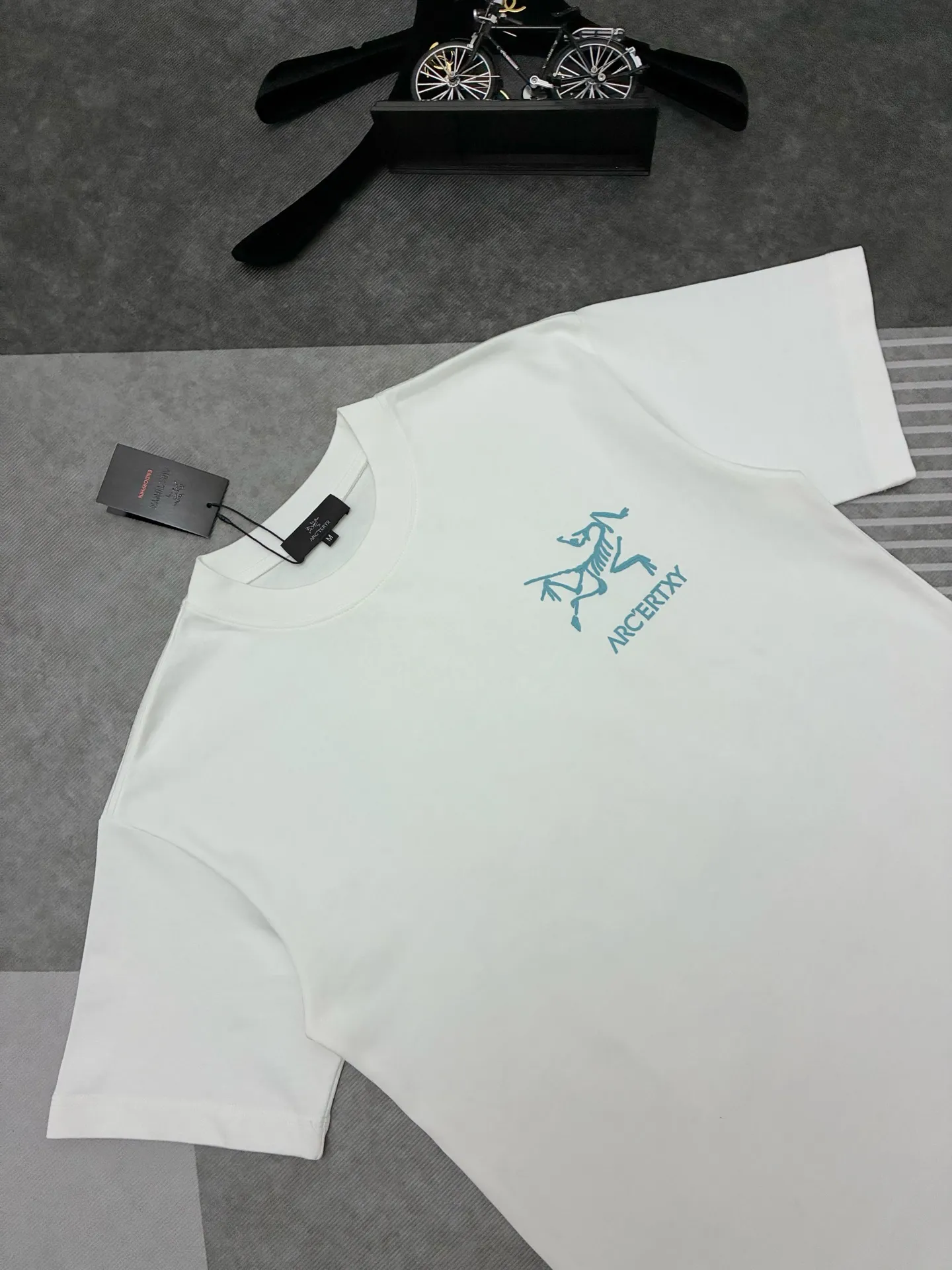Arcteryx T 【Arcteryx ， 】 New Arrival ， Premium Versatile ， Same Style Arcteryx ， T ， ， ， logo logo ！ ， ， ， ， ， ， ， ！！ ， ， 。 ， 。 ， ， ！！ Sizes：S、M、L、XL、XXL